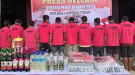 Ribuan liter minuman keras (miras) diamankan Polres Lombok Timur dalam Operasi Pekat Rinjani, 26 Februari-10 Maret 2024. 