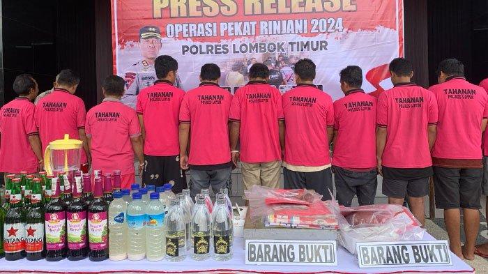 Ribuan liter minuman keras (miras) diamankan Polres Lombok Timur dalam Operasi Pekat Rinjani, 26 Februari-10 Maret 2024. 
