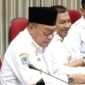 Pj Gubernur NTB H Lalu Gita Ariadi (dua kiri) saat menjalani evaluasi triwulan kedua bersama Kemendagri, Rabu (20/3/2024).