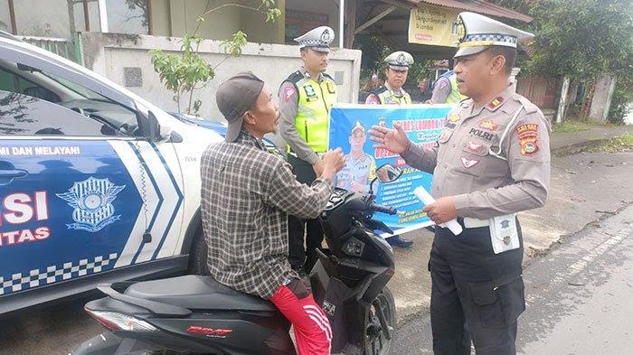 Sebanyak 323 pelanggar lalu lintas terjaring dalam Operasi Keselamatan Rinjani 2024 Polres Lombok Tengah pada 4-17 Maret 2024.