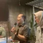 Lalu Muhammad Iqbal (tengah) saat berbincang dengan sejumlah wartawan di Kota Mataram