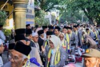 Dokumentasi pemberangkatan jemaah calon haji Kota Mataram yang di lepas di Kantor Walikota Mataram (Foto: Dok Kominfo Mataram)