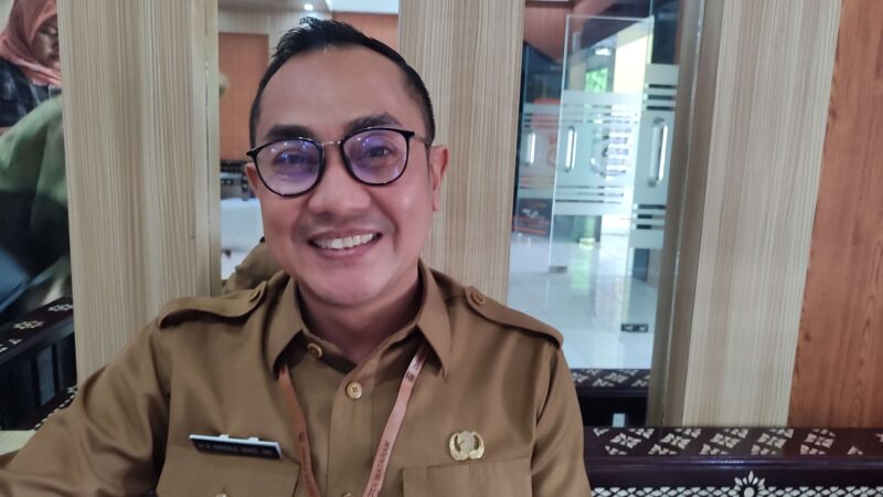 Kepala Dinas Kesehatan Kota Mataram dr. H Emirald Isfihan