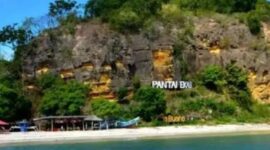 Pantai Ekas Buana, Kecamatan Jerowaru, Lombok Timur. Foto: Google.