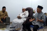 Kades Senggigi Mastur, TGH Taysir  dan Camat Batulayar