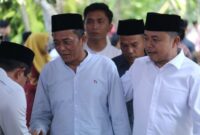 L Pathul Bahri dan Ahmad Syamsul Hadi (kanan)