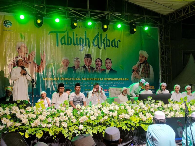 Kegiatan tabligh akbar yang digelar Pondok Pesantren Salaf Modern Thohir Yasin Lendang Nangka. (Foto: Humas Diskominfotik NTB)