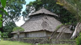 Masjid Kuno Bayan Beleq (dok: Wikepedia).