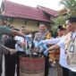 Ratusan Miras Hasil Operasi Pekat 2024 Dimusnahkan Polres Lombok Barat, (Foto:HPL).