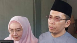 TGB Zainul Majdi bersama istri