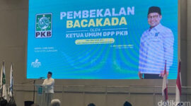 Ketum PKB Muhaimin Iskandar atau Cak Imin dalam acara 'Pembekalan Bacakada' di Vasa Hotel Surabaya, Jawa Timur