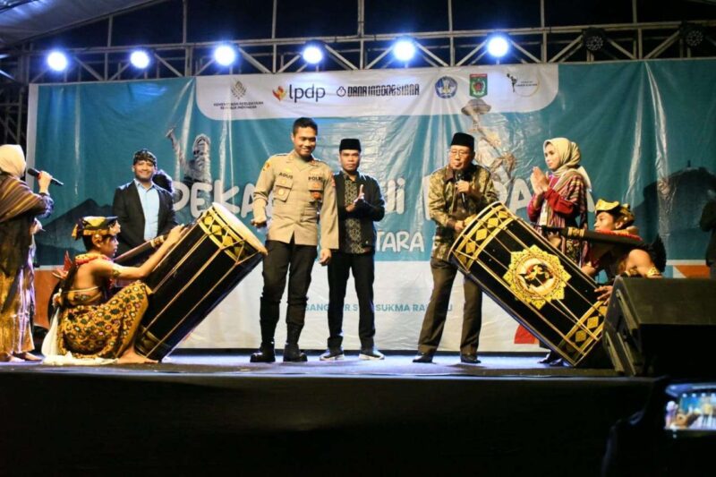 Pekan Seni Budaya Lombok Utara Resmi Dibuka, Upaya Melestarikan Adat dan Budaya Lokal.