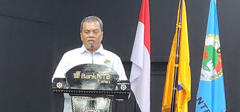 Bambang Parmadi menegaskan fungsi Dekopin sebagai mitra pemerintah dalam pembangunan koperasi (Foto: Aks)