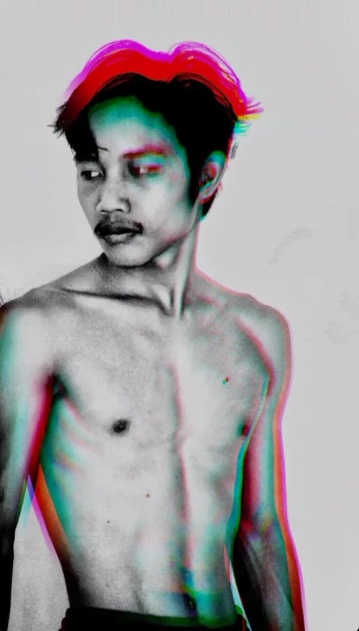 Kekuatan Borka tidak hanya terletak pada apa yang tampak di panggung, tetapi juga pada proses pengolahan yang menyatukan banyak kepala, banyak imajinasi, dan banyak tafsir (Foto: Aks)