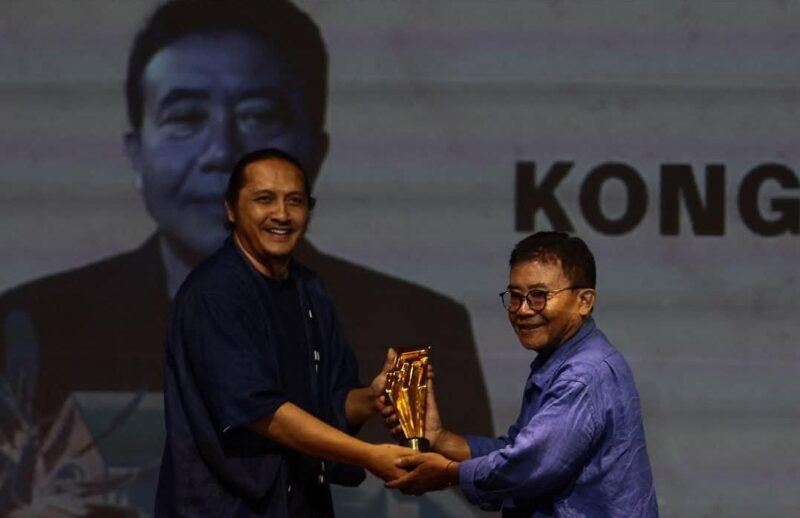 Ia menjadi penanda nilai tentang kesetiaan, keberanian memilih jalan sunyi, dan komitmen merawat manusia melalui teater (Foto: dok FTI 2025)