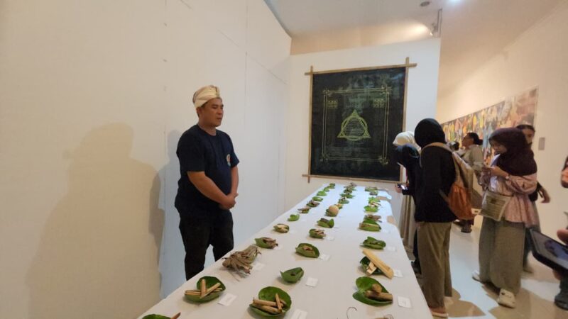 Dalam bahasa Samawa, ia mengenal istilah Sandro Ode (Belian Kecil) dan Sandro Rea (Belian Besar) (Foto: aks)