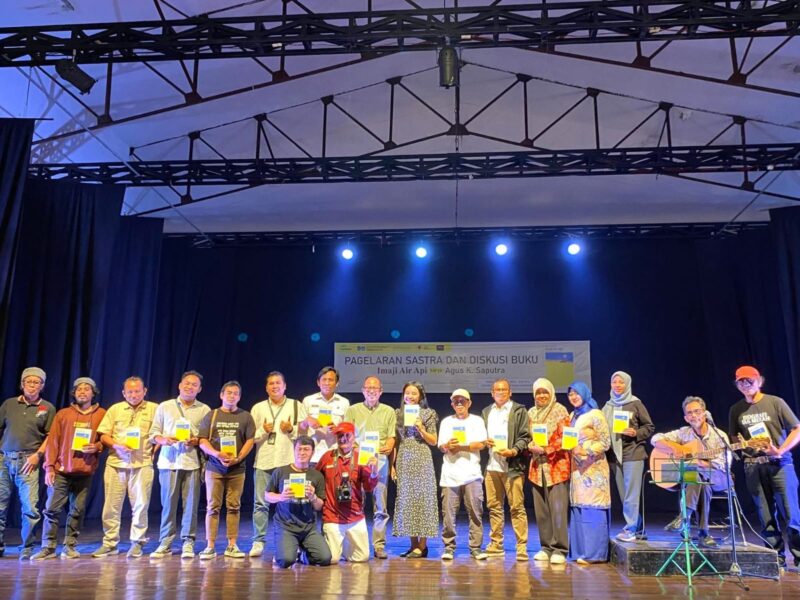 Kecenderungan menyandingkan sifat manusia pada benda-benda yang tampak,  bisa menjadi pilihan yang menarik untuk pergulatan estetika puisi di masa mendatang (Foto: ist)