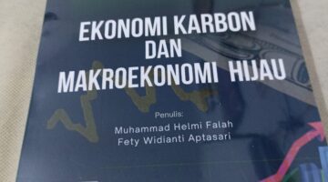 Buku ini membahas berbagai aspek ekonomi makro dan kontribusinya dalam menjaga keseimbangan lingkungan (Foto: ist)