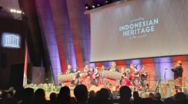 Gendang Beleq ditampilkan oleh grup Puspa Githa Pertiwi menjadi representasi kebudayaan Sasak di panggung dunia (Foto: ist)