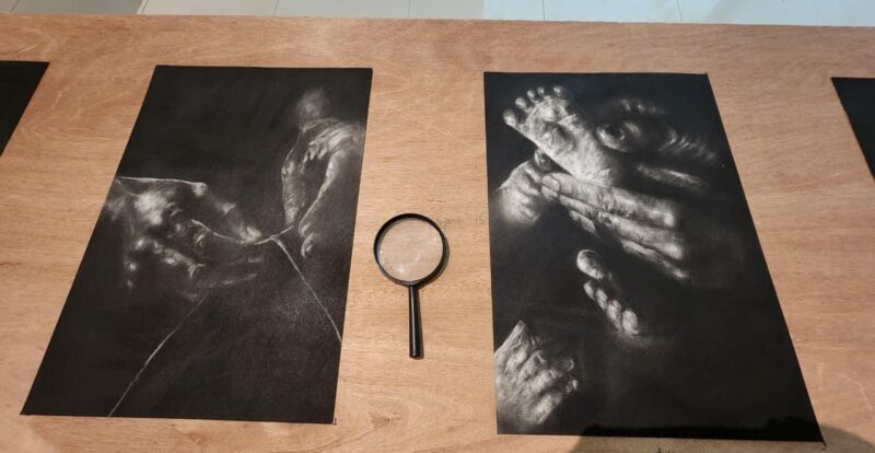 Setiap gerak tangan hadir sebagai peristiwa performatif (Foto: aks)