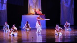 Menenun Leang bukan kerja tangan semata, melainkan laku spiritual (Foto: aks)