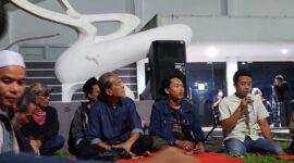 Ia mengingatkan bahwa tradisi bukan hanya tentang masa lalu, tetapi tentang bagaimana manusia hari ini dan esok hari menjaga hubungan dengan dirinya, sesamanya, dan Yang Maha Kuasa (Foto: aks)
