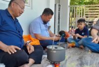 Dari hobi suka mengoleksi kompor portable dan senter, tersirat bahwa ia tak membanggakan benda-benda itu. (Foto: ist)













