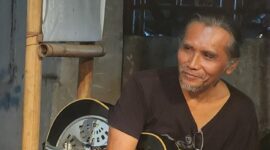 Di tengah kebisingan industri kreatif, Ary Juliyant memilih jalur senyap yang konsisten (Foto: aks/ceraken.id)