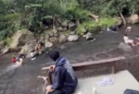 Tradisi berosok mengingatkan bahwa Ramadan tidak hanya datang sebagai kewajiban ibadah, tetapi juga sebagai kesempatan memperbarui diri (Foto: Alfan Hadi/ceraken.id)