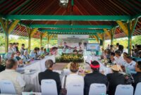 Diskusi di Taman Mayura mengingatkan bahwa pelestarian budaya bukan sekadar menjaga bangunan tua, melainkan merawat identitas, sejarah, serta potensi ekonomi masa depan (Foto: PPID Kota Mataram)