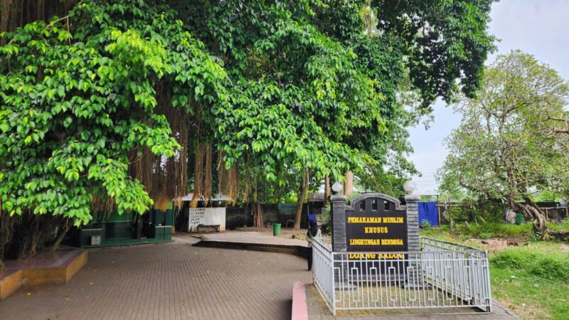 Bagi banyak peziarah, Loang Baloq adalah gerbang spiritual (Foto: aks/ceraken.id)