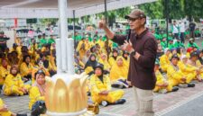 Pelayanan publik yang baik tidak hanya lahir dari kebijakan, tetapi juga dari hubungan kemanusiaan yang hangat antara pemimpin dan mereka yang bekerja di lapangan (Foto: ist)