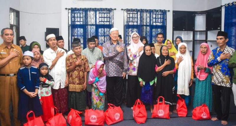 Bantuan ini bukan sekadar paket kebutuhan pokok, melainkan simbol bahwa perhatian bisa datang dari arah yang tak selalu terduga (Foto: pemrov ntb/ceraken/id)