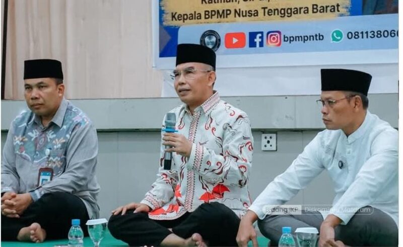 TGH Mujiburrahman (tengah). Sepuluh hari terakhir Ramadhan menjadi fase yang sangat penting (FotoL pemkotmataram/ceraken.id)