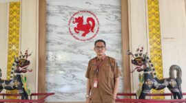 Ahmad Nuralam. Pemimpin yang tidak hanya berbicara tentang perubahan, tetapi benar-benar menjalaninya (Foto: aks/ceraken.id)