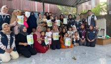 Mahasiswa KKN Poltekkes Kemenkes Mataram berupaya menanamkan kesadaran kolektif tentang pentingnya pola makan sehat (Foto: as/ceraken.id)