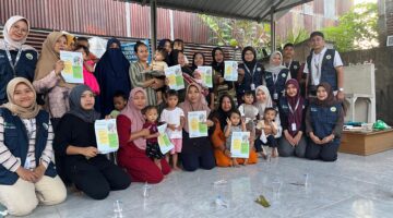 Mahasiswa KKN Poltekkes Kemenkes Mataram berupaya menanamkan kesadaran kolektif tentang pentingnya pola makan sehat (Foto: as/ceraken.id)