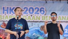 Gubernur NTB, Lalu Muhammad Iqbal (kiri),“No one left behind.” Kesiapsiagaan harus dirancang dengan perspektif yang lebih adil, memastikan semua orang memiliki akses terhadap informasi, perlindungan, dan jalur penyelamatan yang aman (Foto: aks/ceraken.id)
