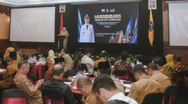 Pembangunan tidak lagi sekadar soal merancang program, tetapi bagaimana memastikan program tersebut hidup dan bekerja di tengah masyarakat (Foto: pemprov ntb / ceraken.id)