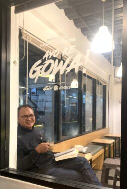 Janji Kopi di Sudut Warkop
