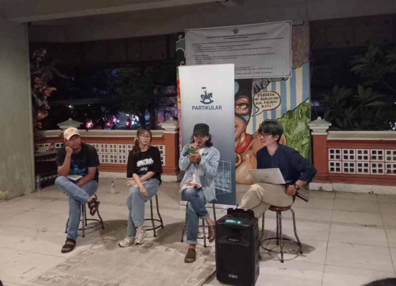Diskusi yang digelar  menghadirkan perjumpaan lintas gagasan (Foto: tatkala.co)