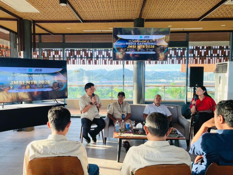 Kolaborasi antara media, pemerintah, dan pengelola kawasan merupakan fondasi penting dalam membangun citra positif Mandalika sebagai destinasi unggulan dunia (Foto: ist / ceraken.id)