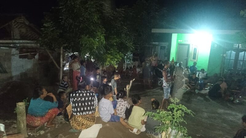 Latihan Igelan Jaran Endut. Masyarakat Endut tetap memegang teguh semangat keberanian dan kesiapsiagaan dalam mempertahankan harga diri komunitasnya (Foto: ist    / ceraken.id) 