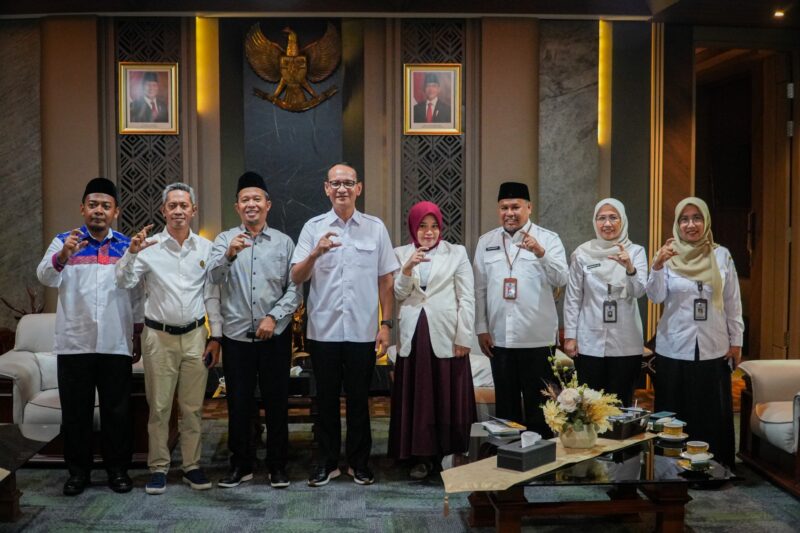 Keterbukaan informasi diharapkan tidak berhenti pada pemenuhan kewajiban normatif, melainkan tumbuh sebagai budaya birokrasi yang mengakar (Foto: pemkot mataram / ceraken.id)