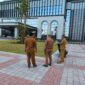 Lingkungan kerja dirancang menyerupai taman; terbuka, hijau, dan memberi rasa nyaman bagi pegawai maupun masyarakat (Foto: kominfo kota mataram / ceraken.id)