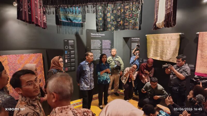 Keikutsertaan Museum NTB dalam pameran nasional menjadi upaya memperkenalkan warisan budaya daerah kepada khalayak yang lebih luas (Foto: ist / ceraken.id)