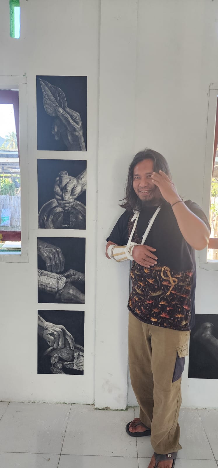 Angka "setengah" dalam judul pameran itu, memang tidak pernah benar-benar selesai (foto: aks / ceraken.id)