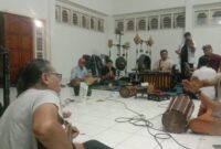 Memulai langkah baru untuk mempertemukan bunyi tradisi dengan lanskap musikal masa depan (foto: akmal / ceraken.id)