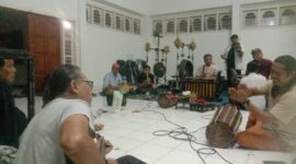 Memulai langkah baru untuk mempertemukan bunyi tradisi dengan lanskap musikal masa depan (foto: akmal /  ceraken.id)
