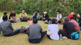 Keaslian tradisinya tetap terjaga, tetapi secara metodologis berkembang mengikuti zamannya (foto: ceraken.id)